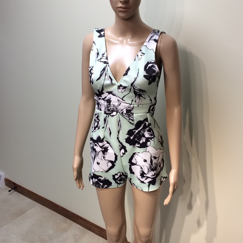 Boohoo Tropical Romper LAST CHANCE
